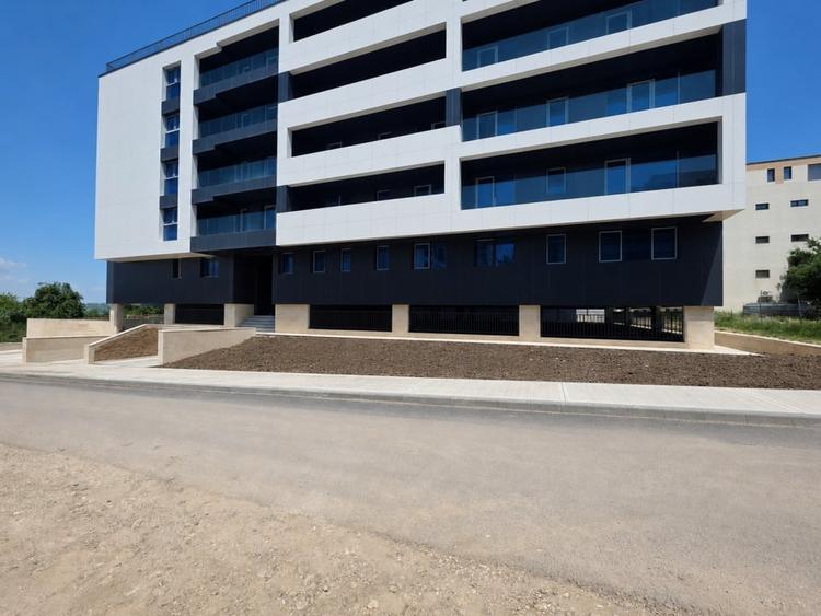 Apartament cu 2 camere decomandat în Tomis Nord