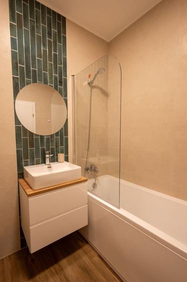 Apartament cu 3 camere decomandat, mobilat în Sântandrei