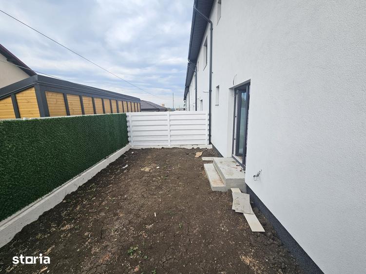 Casă cu 4 camere cu Teren 160 Mp în Valea Lupului