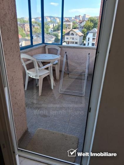Apartament cu 4 camere semidecomandat, mobilat în Zorilor