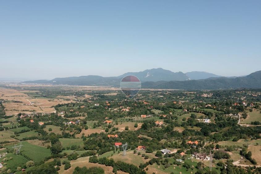 Teren Construcții intravilan de 3000 mp, în Sohodol