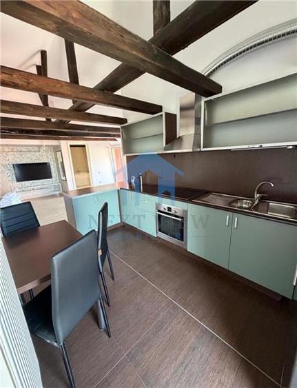 Apartament cu 3 camere decomandat în Bună Ziua