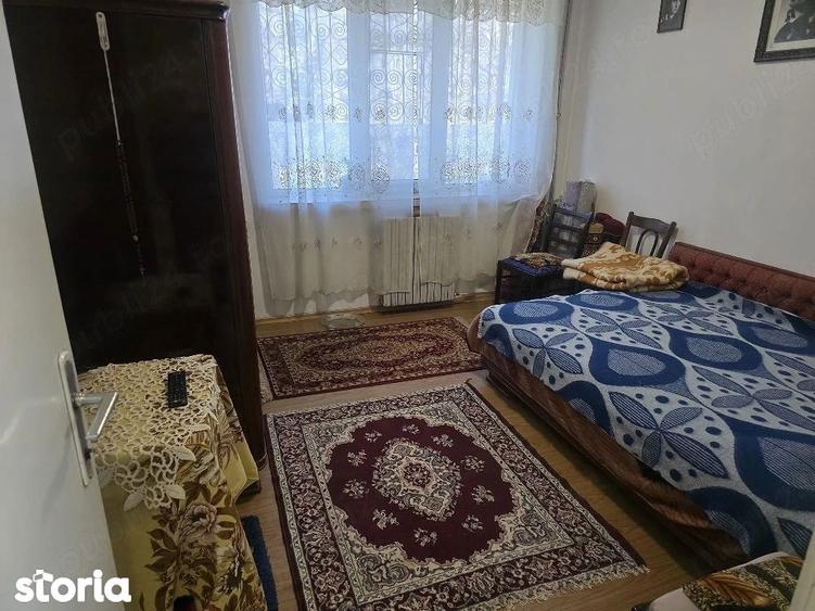 Apartament cu 2 camere semidecomandat în Calea București