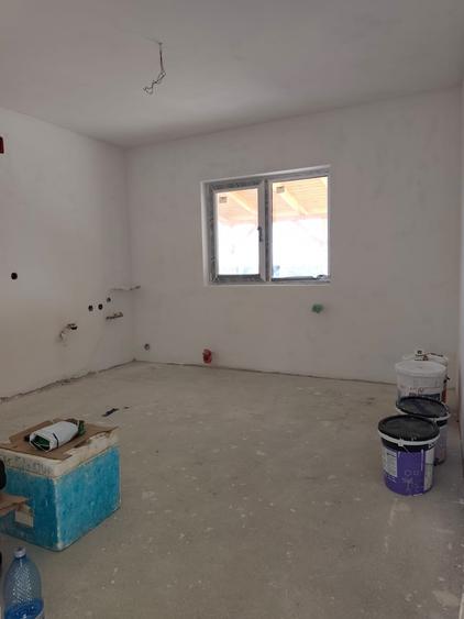 Casă individuală cu 3 camere cu Teren 350 Mp în Joița