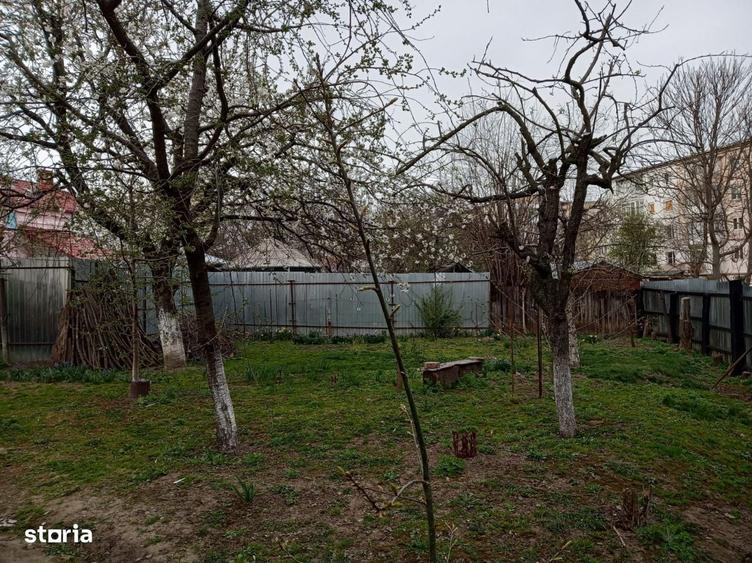 Casă cu 3 camere cu Teren 620 Mp în Central