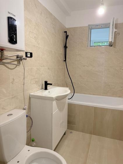 Apartament semidecomandat în Tei