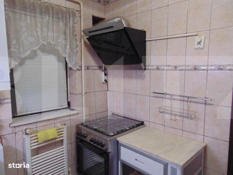 Apartament cu 4 camere decomandat, mobilat în Central