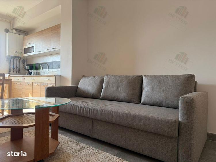Apartament cu 2 camere semidecomandat în Metalurgiei
