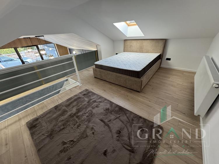 Duplex cu 3 camere cu Canalizare în Între Lacuri