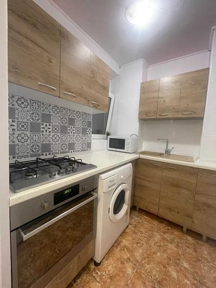 Apartament cu 2 camere decomandat în Lujerului
