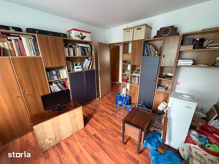 Apartament 4 camere 87 mp - Imobil 1965 - Etaj 1/4 - 16