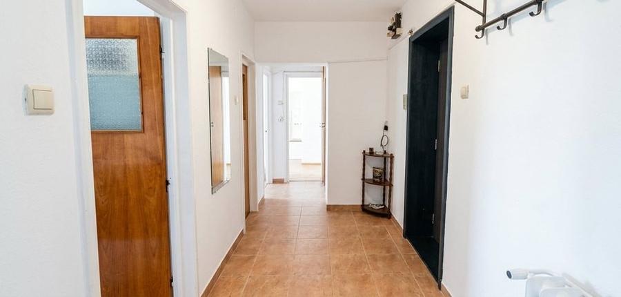 Apartament cu 2 camere decomandat în Unirii