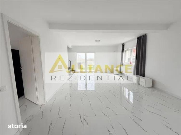 Casă individuală cu 4 camere cu Canalizare în Berceni