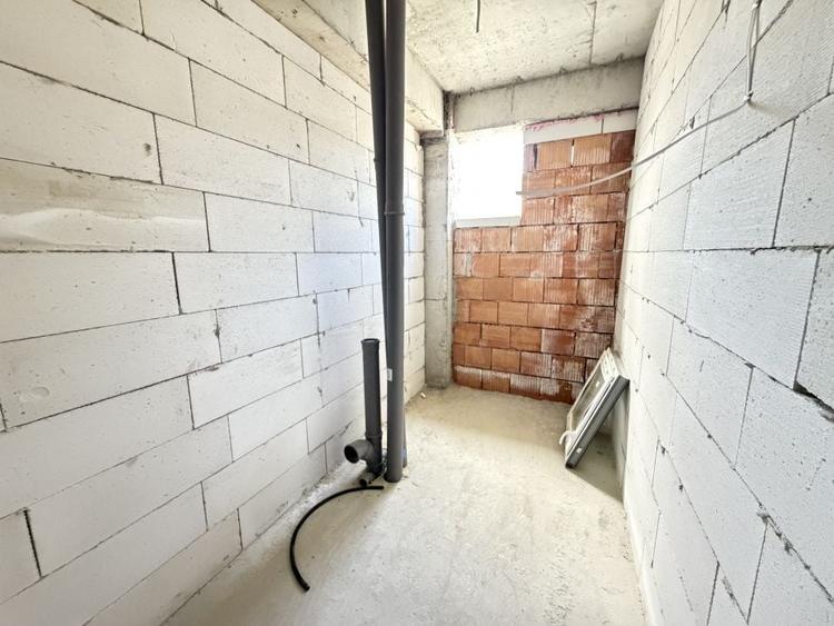 Penthouse cu 4 camere decomandat în Șelimbăr