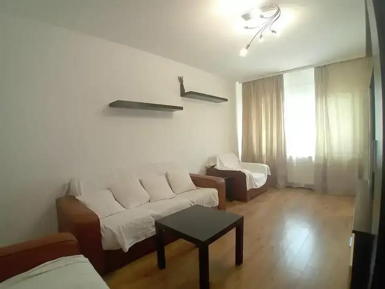 Apartament cu 3 camere decomandat, mobilat în Nicolae Grigorescu