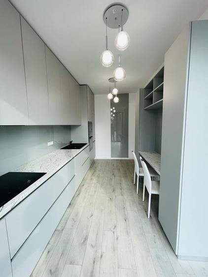 Apartament cu 2 camere semidecomandat, mobilat în Herăstrău