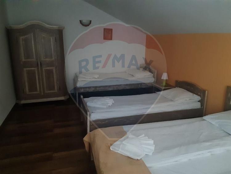 Hotel/Pensiune, de 750 mp, în Moieciu