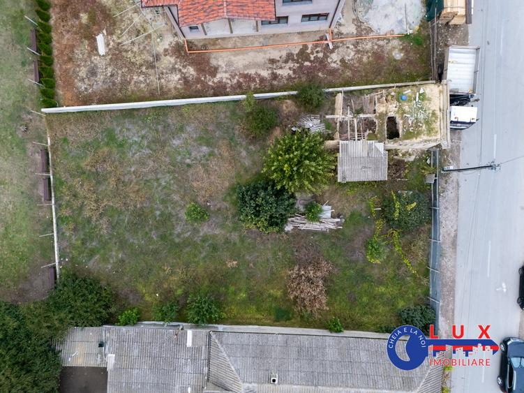 Teren Construcții intravilan de 617 mp, în Sarichioi