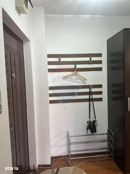 Apartament cu 2 camere semidecomandat în Mărăței