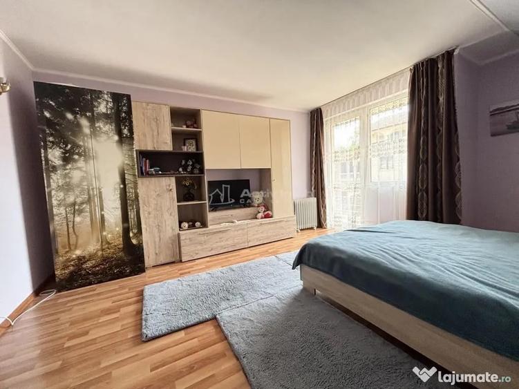Casă cu 4 camere cu Teren 468 Mp în Central