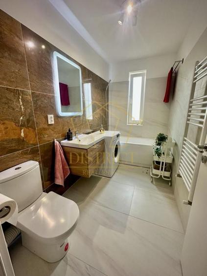 Apartament cu 3 camere decomandat, mobilat în Calea Urseni