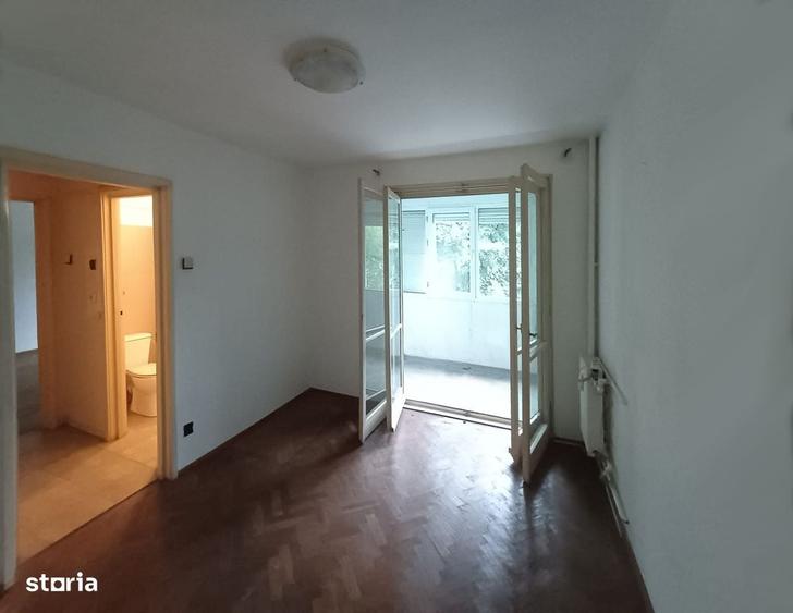 Apartament cu 2 camere semidecomandat în Pajura