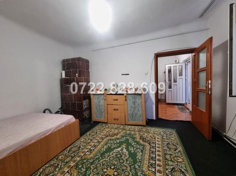 Bucuresti- Magurele, Str. Caracal, casa singur curte 2 corpuri - 12