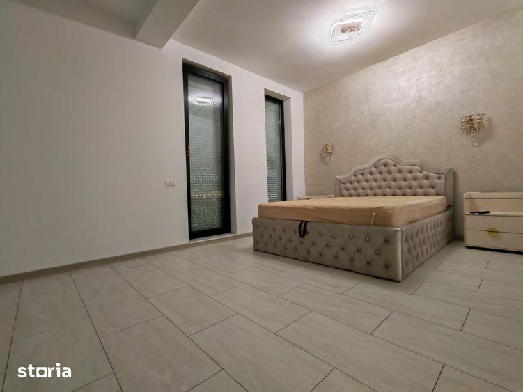 Casă cu 5 camere cu Teren 500 Mp în Agigea