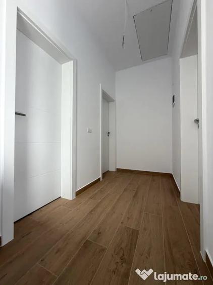 Casă cu 4 camere cu Teren 350 Mp în Covaci