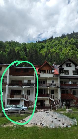 Casă cu 6 camere cu Teren 332 Mp în Arefu