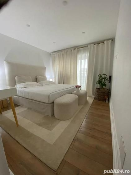 Apartament cu 4 camere decomandat în Central