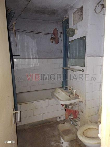 Apartament cu 3 camere decomandat în Soarelui