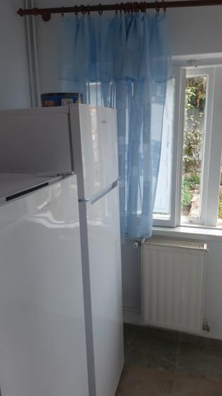 Casă individuală cu 3 camere cu Canalizare în Tomis II