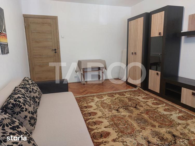 Apartament cu 2 camere decomandat în Calea Dumbrăvii