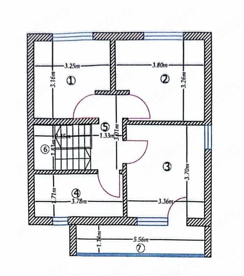 Casă cu 4 camere cu Teren 220 Mp în Central