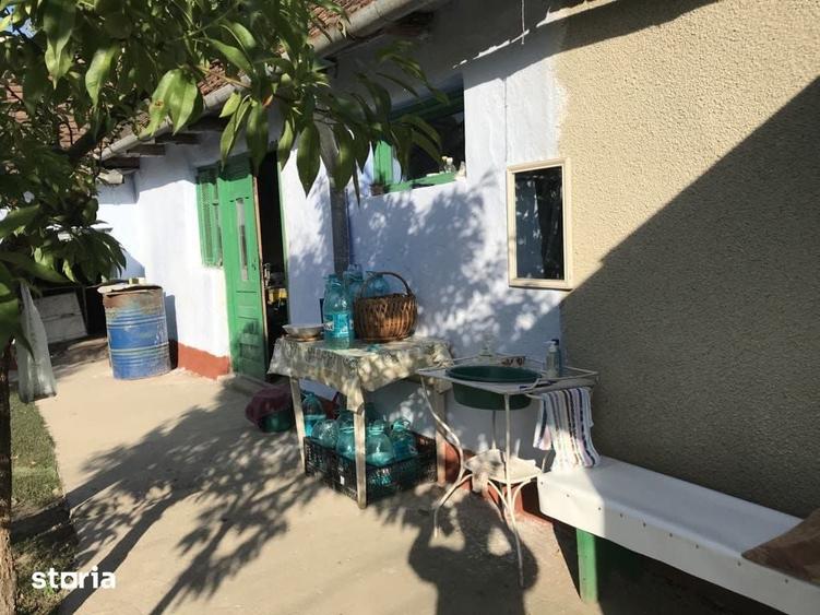Casă cu 3 camere cu Teren 1891 Mp în Tulca