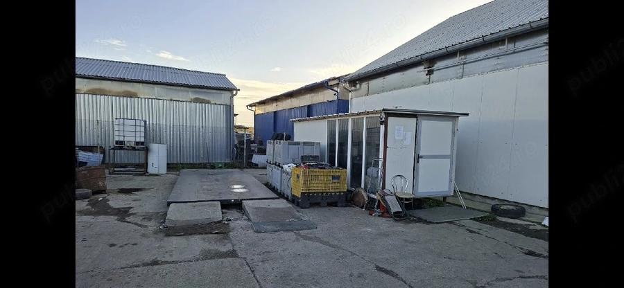 Spațiu comercial, de 1,700 mp, în Central
