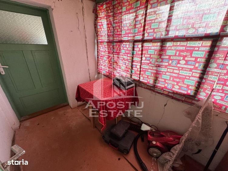 Casă cu 4 camere în Central