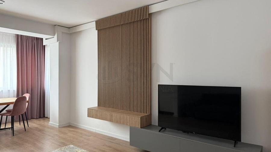 Apartament cu 2 camere semidecomandat, mobilat în Pipera