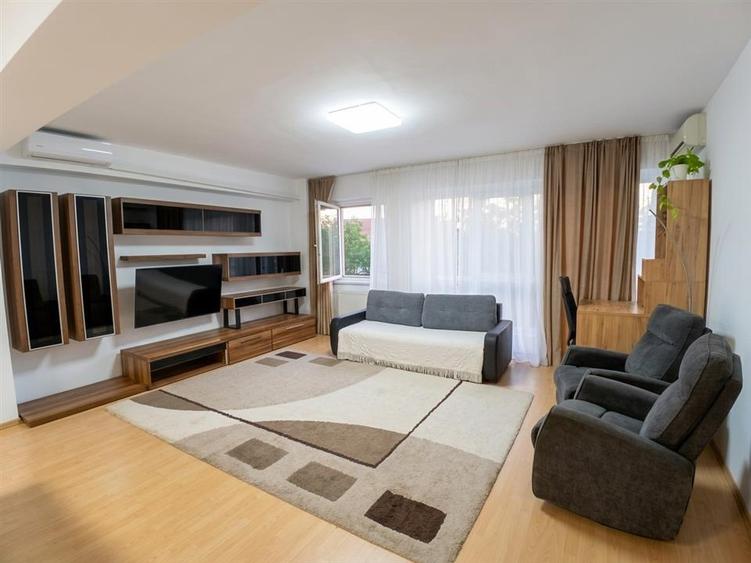 Apartament cu 2 camere decomandat în Iosia