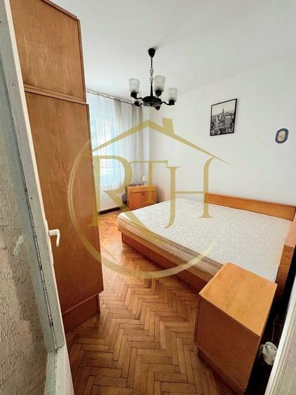 Apartament cu 3 camere decomandat, mobilat în Complex Studențesc