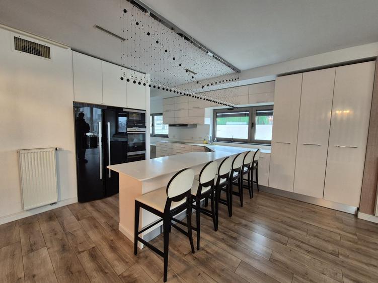 PENTHOUSE EXCLUSIVIST CU TERASĂ PANORAMICĂ ÎN CENTRUL CAPITALEI - 19