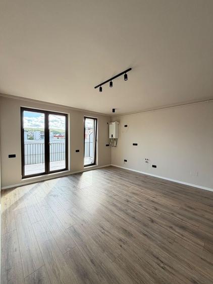 Apartament 2 camere, terasa, etaj intermediar, garaj, Eroilor - 2