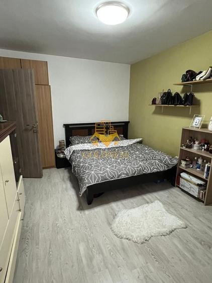 O camera, 22 mp, Zorilor str. Observatorului Zona Golden Tulip, UMF - 2
