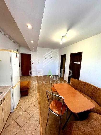 Apartament cu 2 camere semidecomandat, mobilat în Calea Turzii