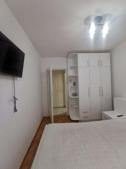 Apartament cu 2 camere semidecomandat, mobilat în Mănăștur