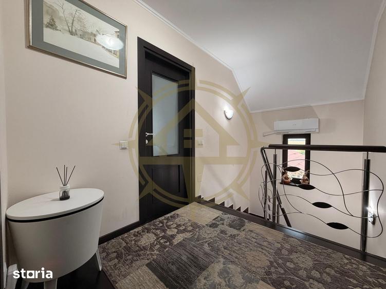 Casă cu 5 camere cu Teren 3247 Mp în Corbii Mari