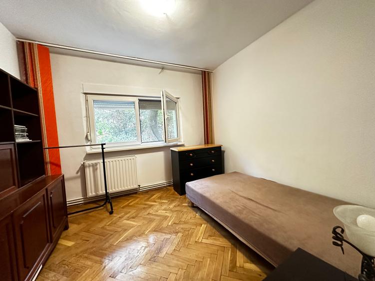 Apartament cu 3 camere în Spitalul Județean