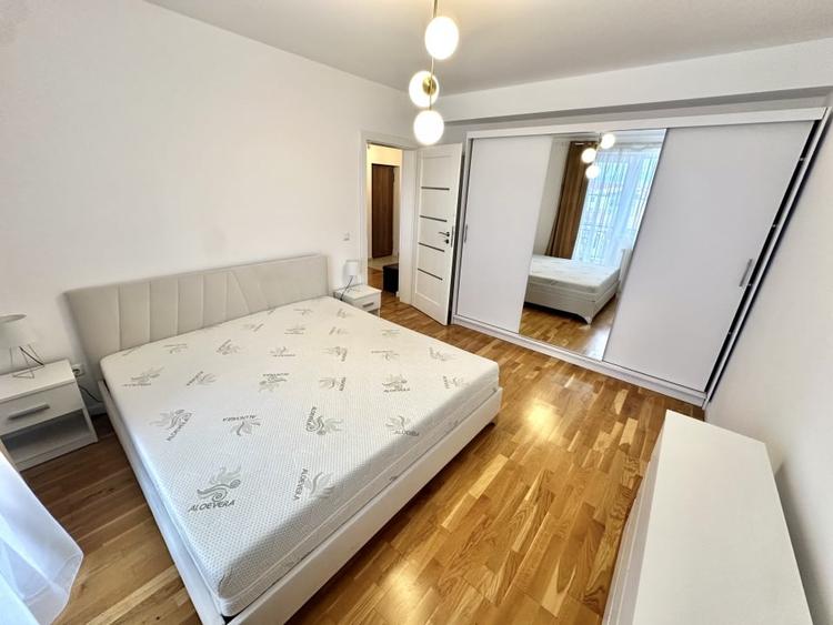 Apartament cu 2 camere decomandat, mobilat în Cetate
