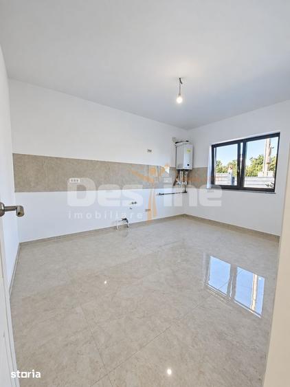 Casă cu 4 camere cu Teren 300 Mp în Copou